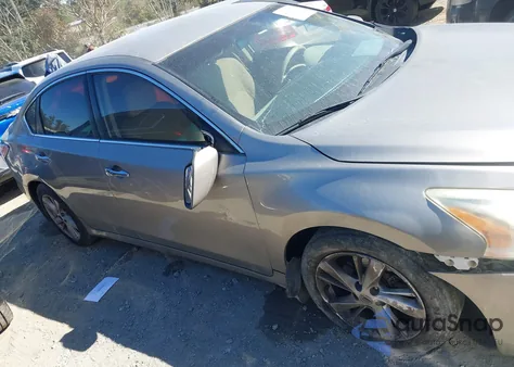 2015 Nissan Altima 2.5 Sv из США, поврежденный, VIN 1N4AL3AP4FC278194